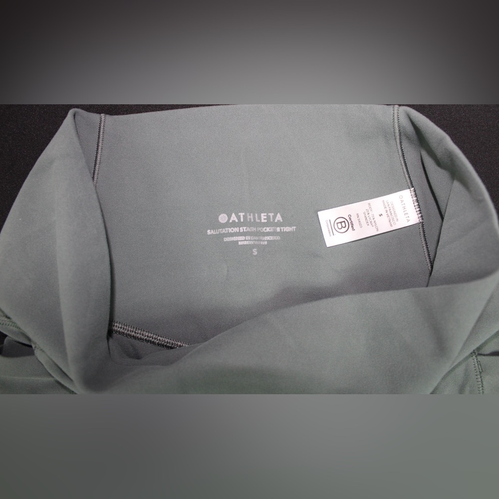 Athleta Salutation Stash Pocket Tight in Mint Green - S